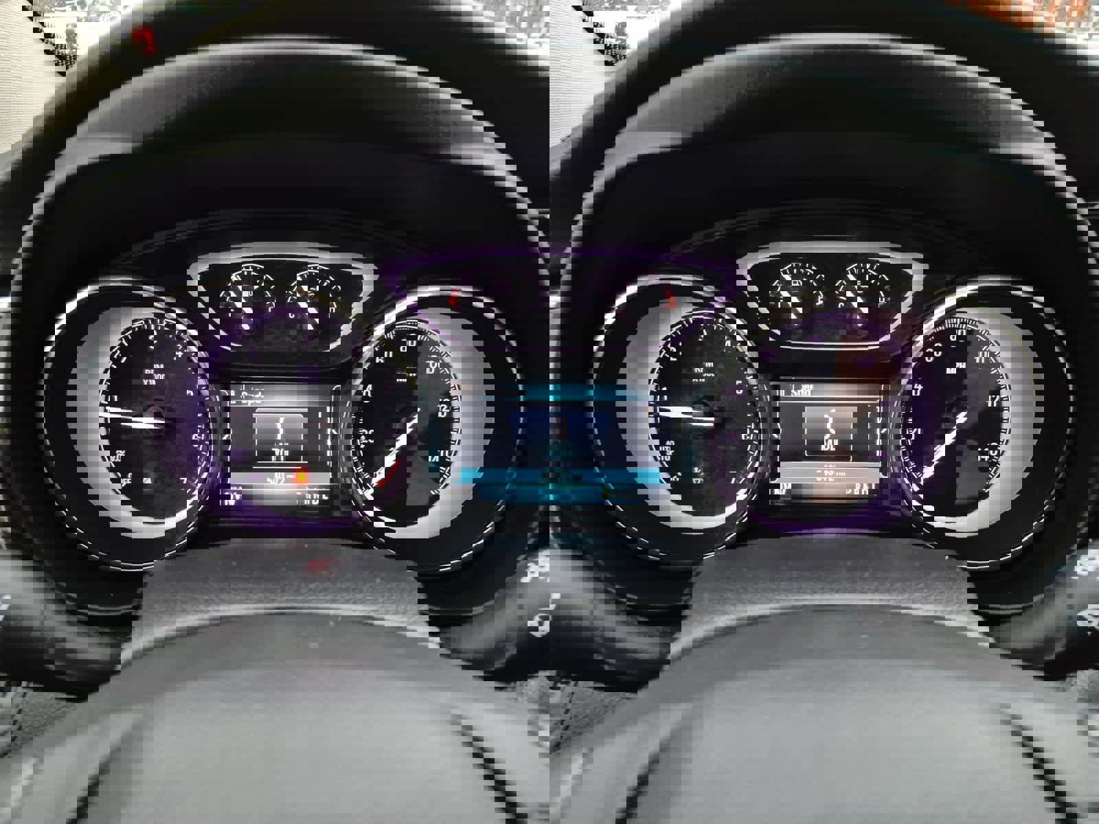 Used 2020 Buick Envision Essence image 23