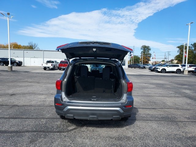 Used 2020 Nissan Pathfinder S AWD/4WD image 7