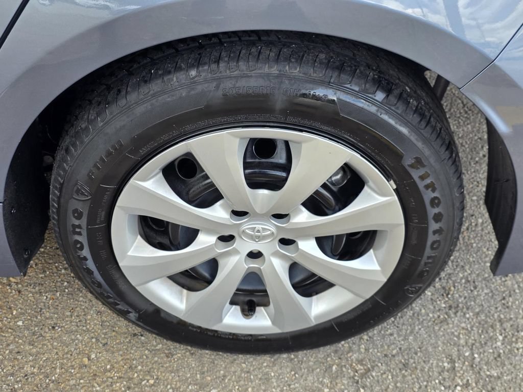 Used 2024 Toyota Corolla LE FWD image 26