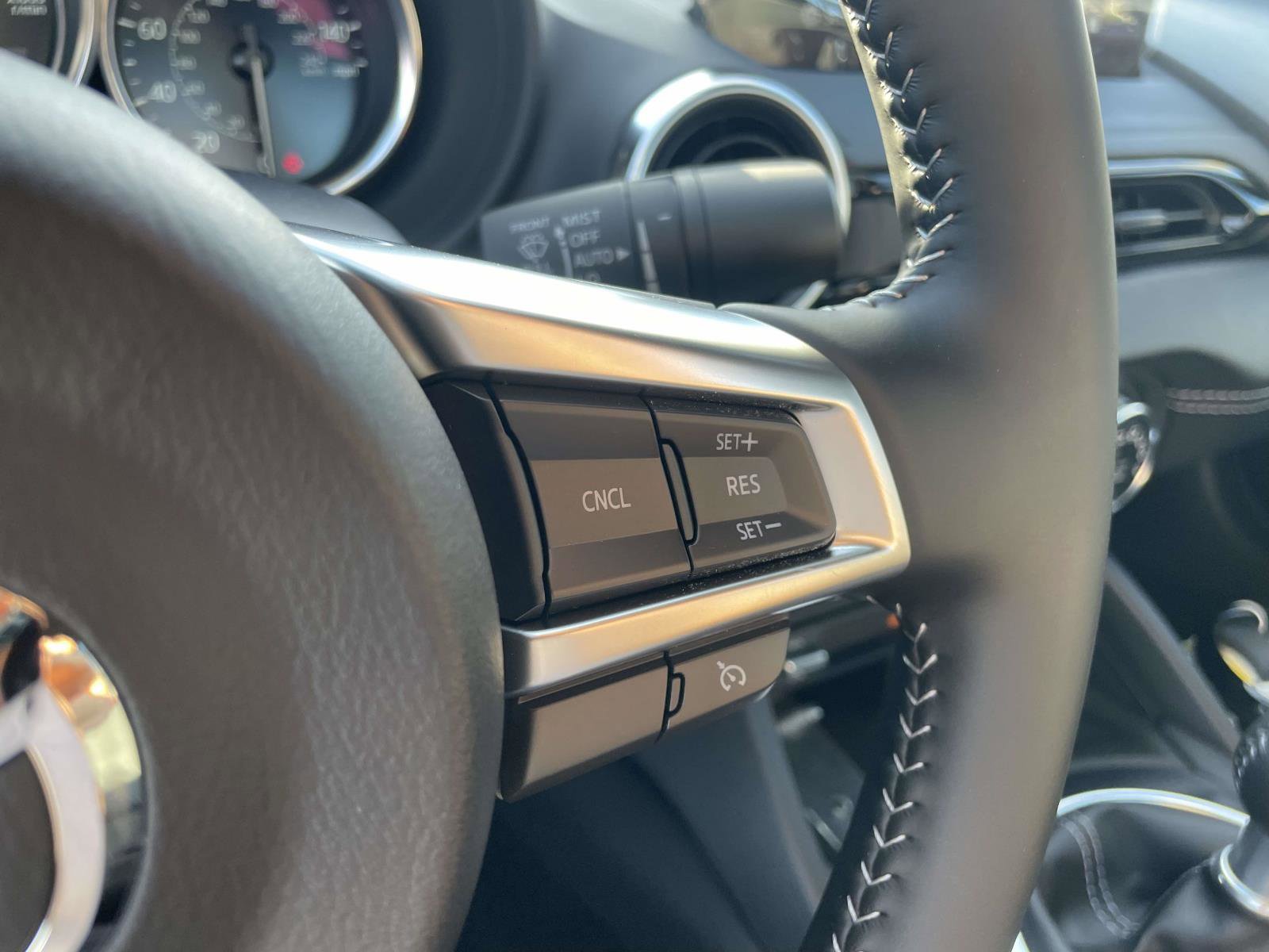 New 2025 MAZDA MX-5 Miata RF Grand Touring image 9