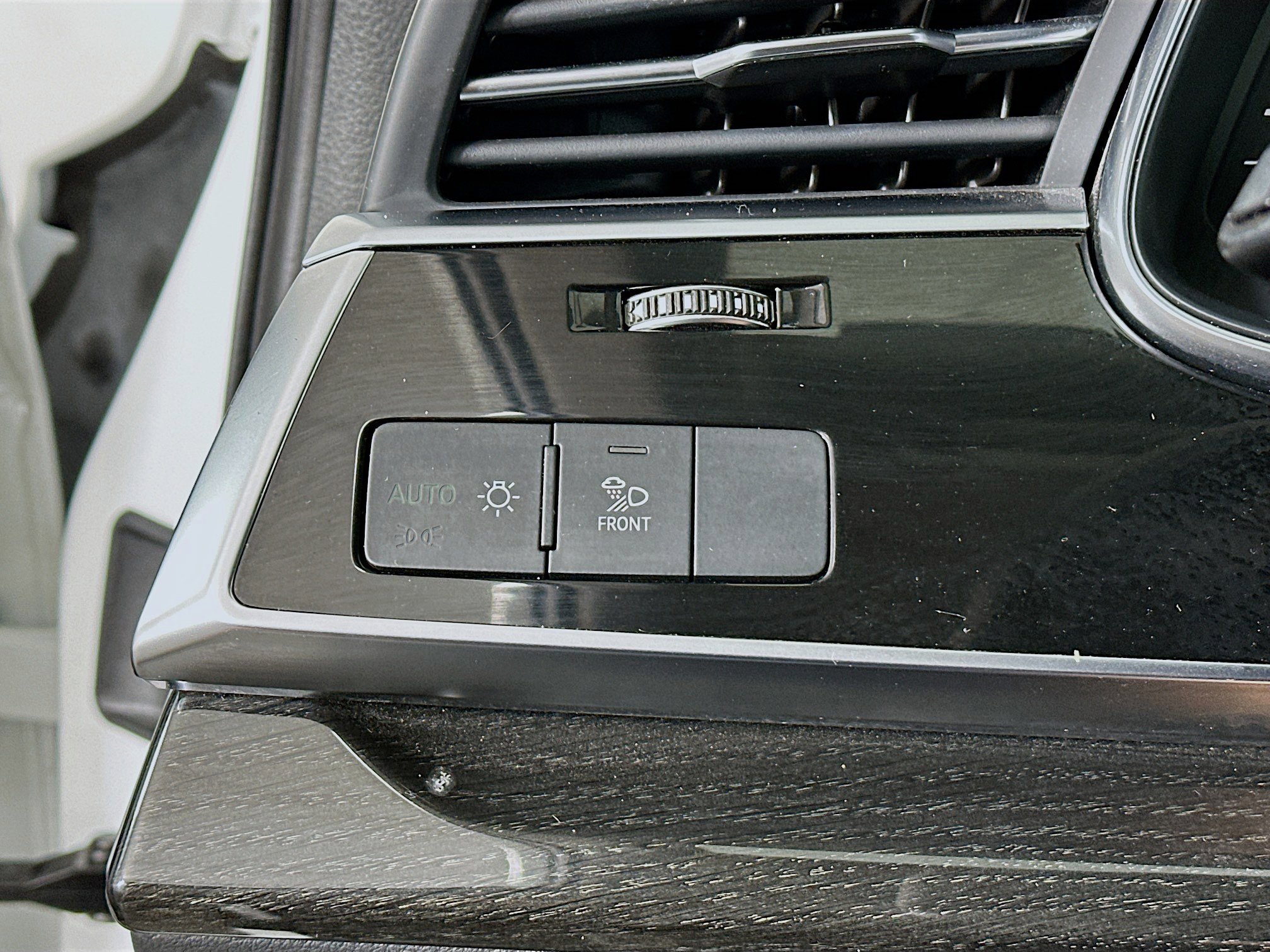 Used 2022 Audi Q7 3.0T Premium image 17