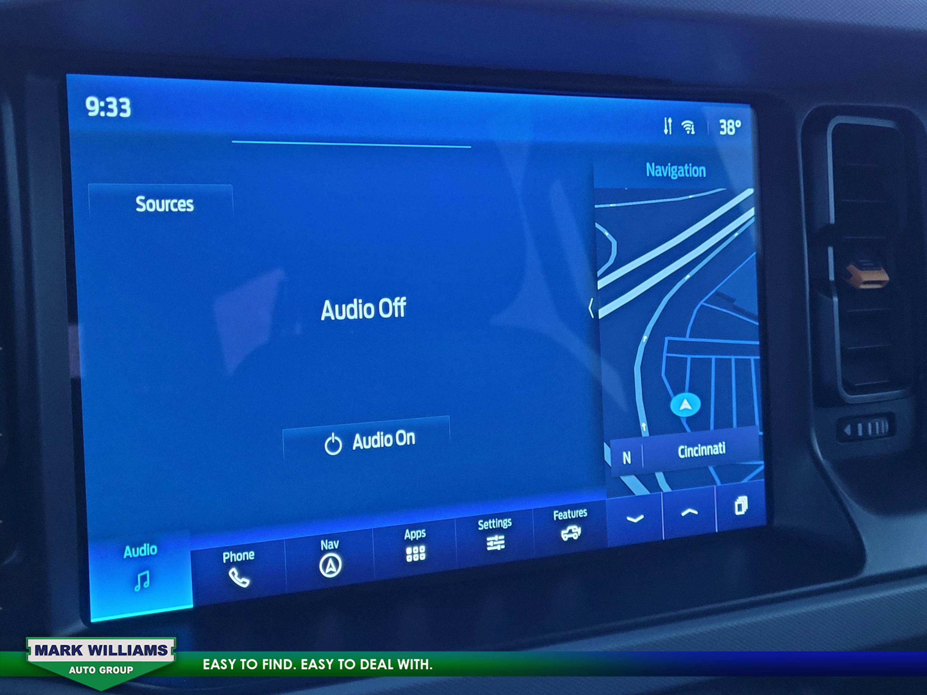 Used 2023 Ford Bronco Badlands image 22