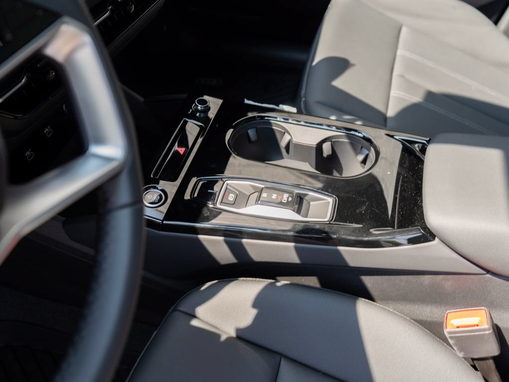 New 2027 Audi Q6 e-tron Premium AWD/4WD image 12