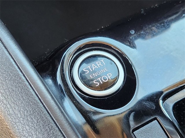 Used 2022 Nissan Kicks S image 20