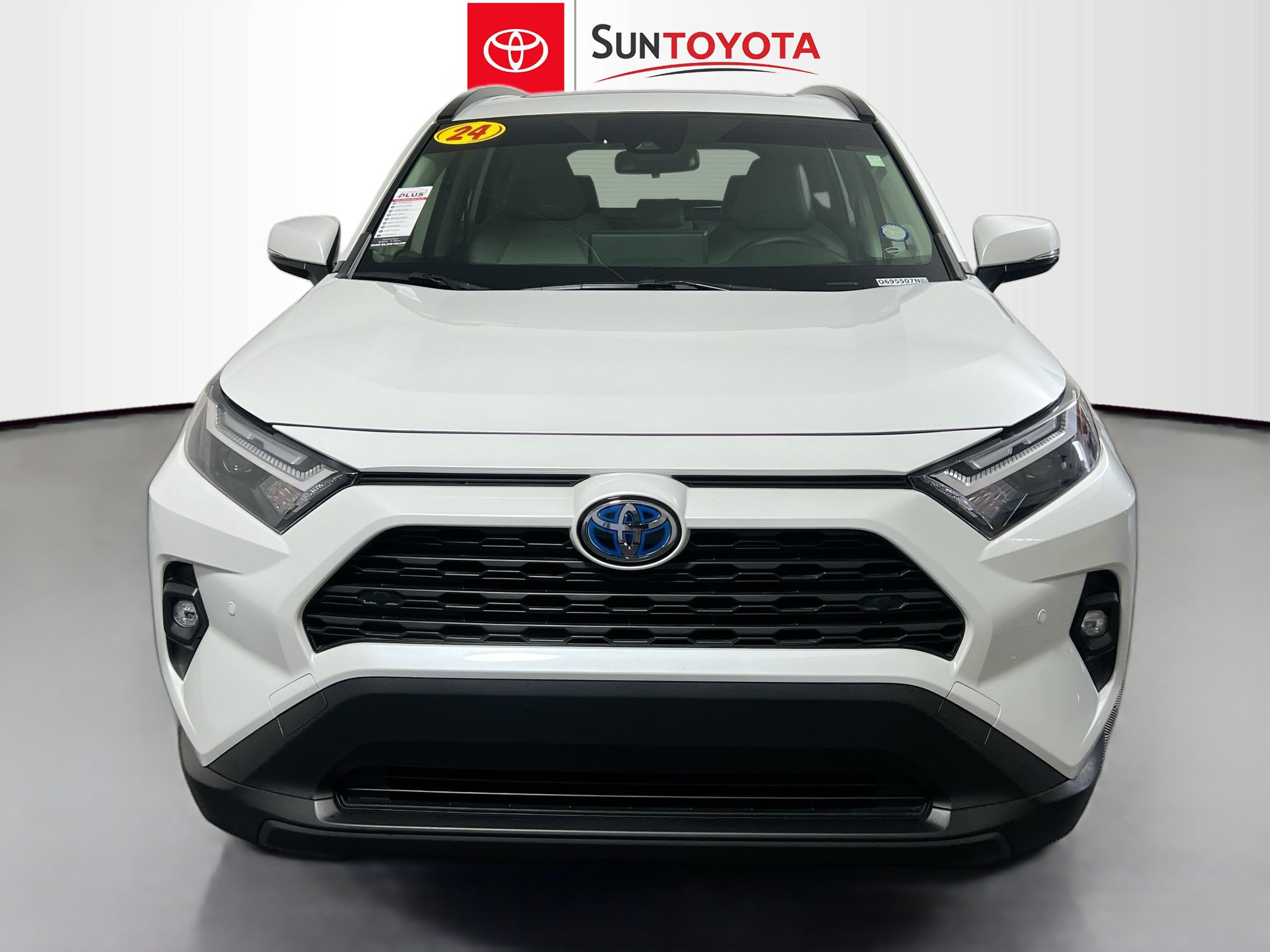 Used 2024 Toyota RAV4 XLE Premium w/ Weather Package AWD/4WD image 10