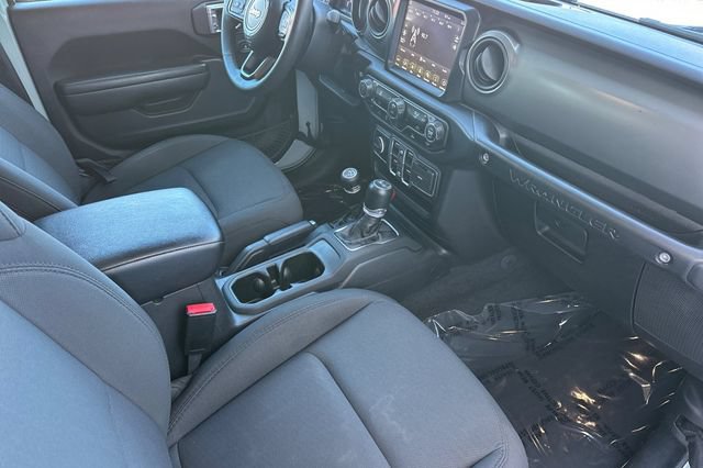 Used 2023 Jeep Wrangler Unlimited w/ 8.4" Radio Group AWD/4WD image 18
