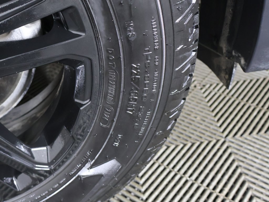Used 2024 GMC Terrain AT4 w/ LPO, Floor Liner Package AWD/4WD image 22