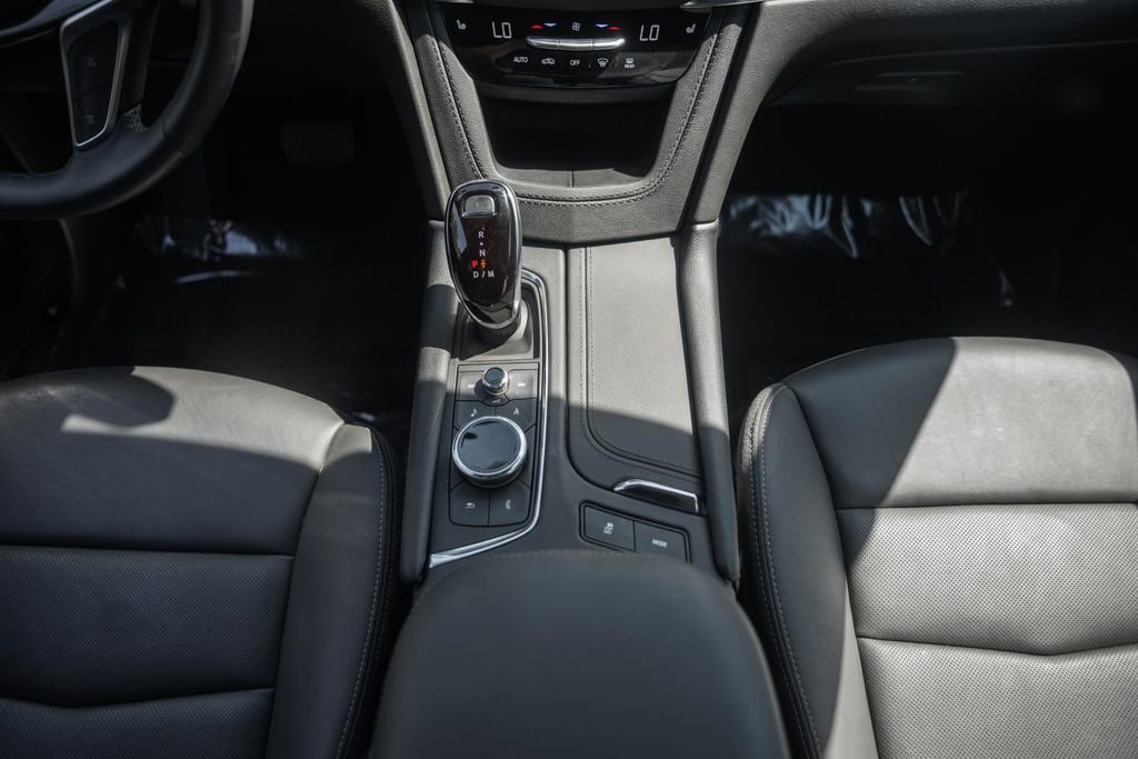 Used 2025 Cadillac XT5 Premium Luxury image 28