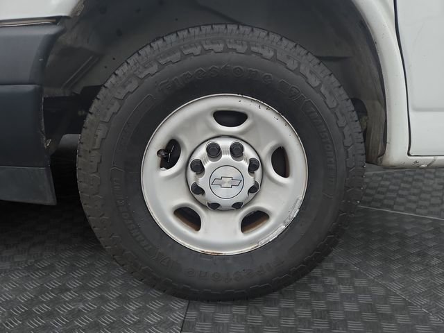 Used 2019 Chevrolet Express 2500 image 26