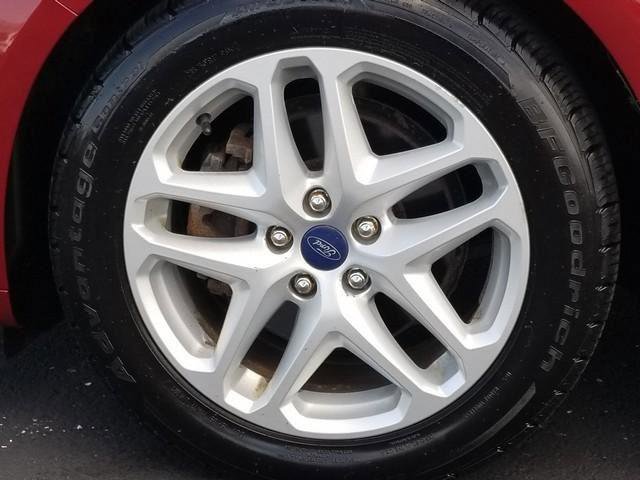 Used 2014 Ford Fusion SE image 27