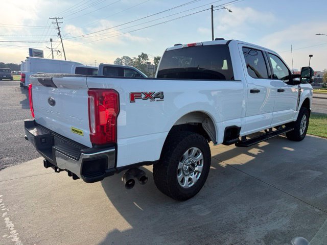 Used 2024 Ford F250 XLT w/ FX4 Off-Road Package AWD/4WD image 9