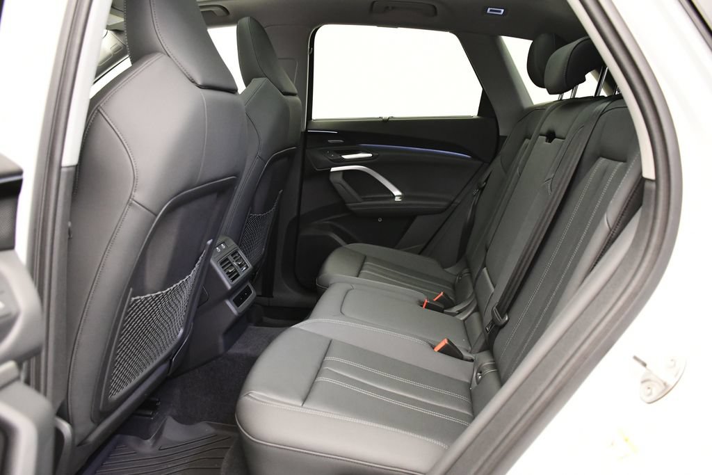 Used 2025 Audi Q5 Premium Plus w/ Premium Plus AWD/4WD image 42
