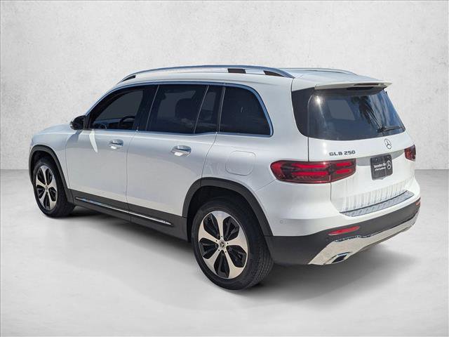 Used 2025 Mercedes-Benz GLB 250 image 8