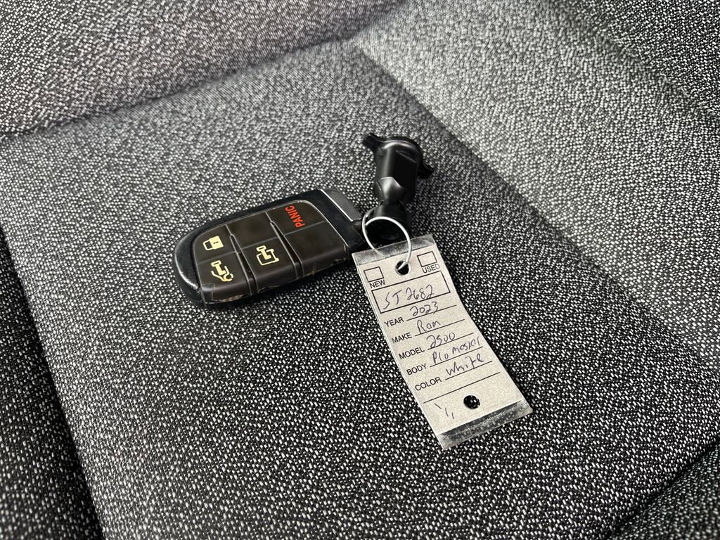 Used 2023 RAM ProMaster 2500 image 33