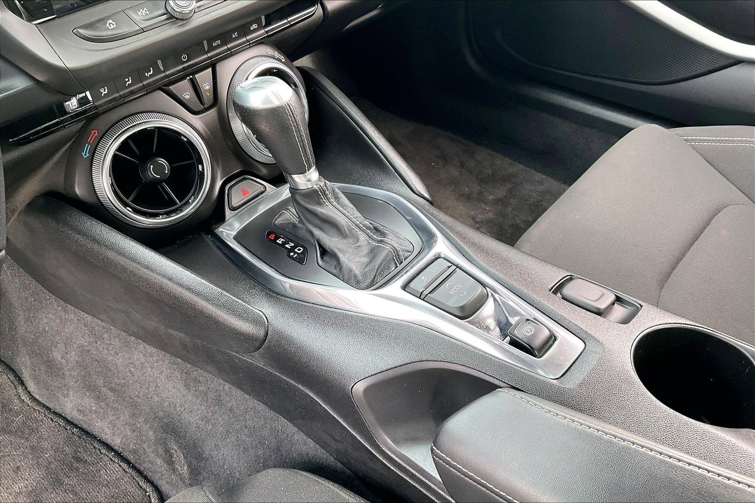 Used 2018 Chevrolet Camaro SS image 13