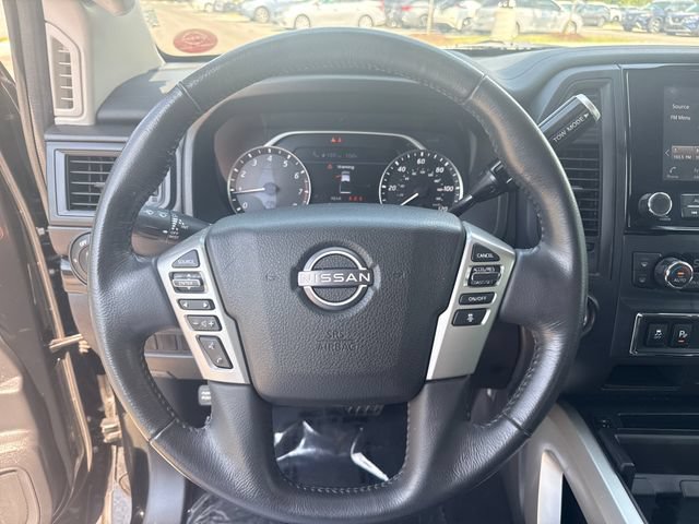 Certified 2024 Nissan Titan SV w/ SV Convenience Package RWD image 17