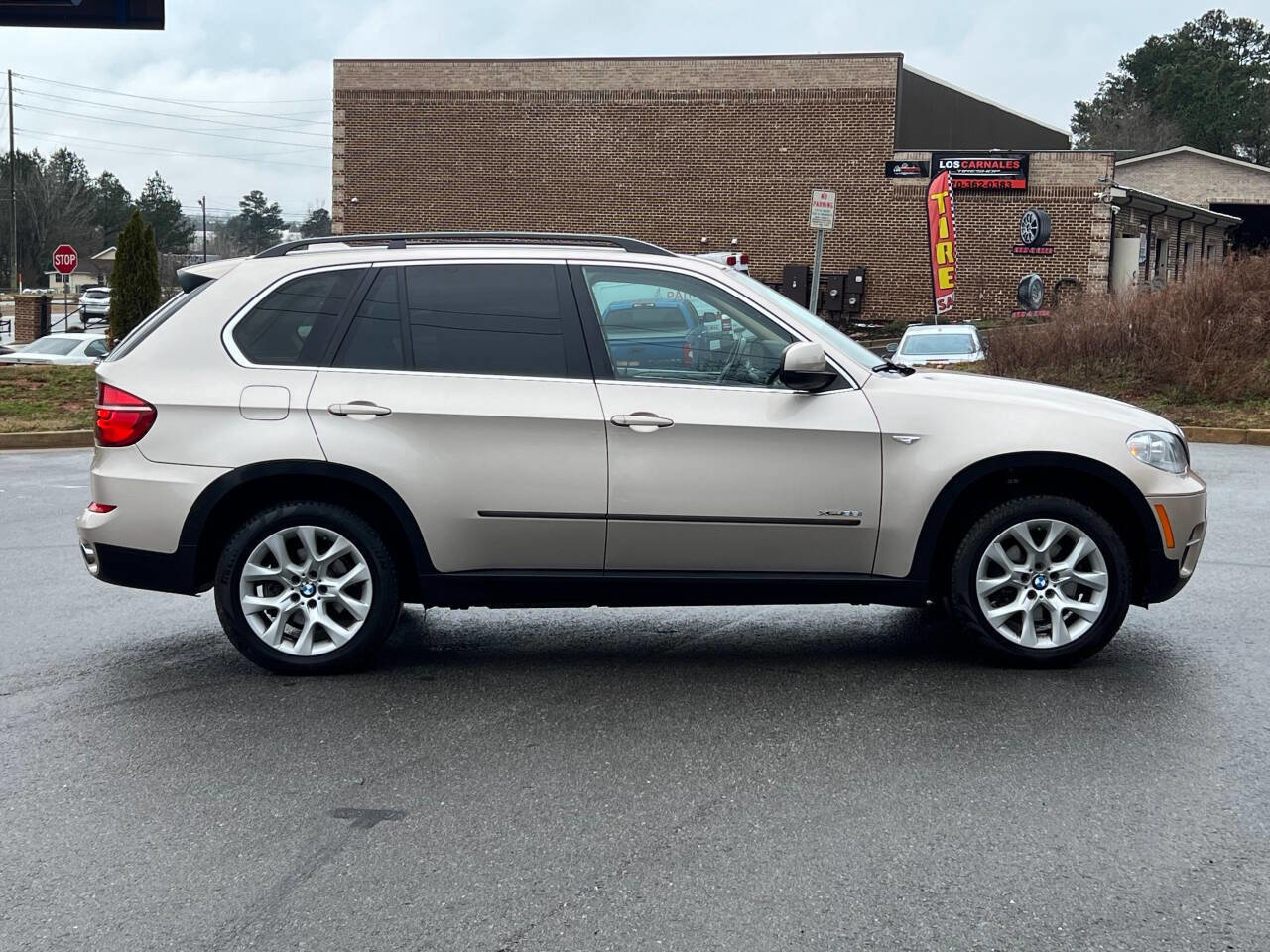 Used 2013 BMW X5 xDrive35i image 4
