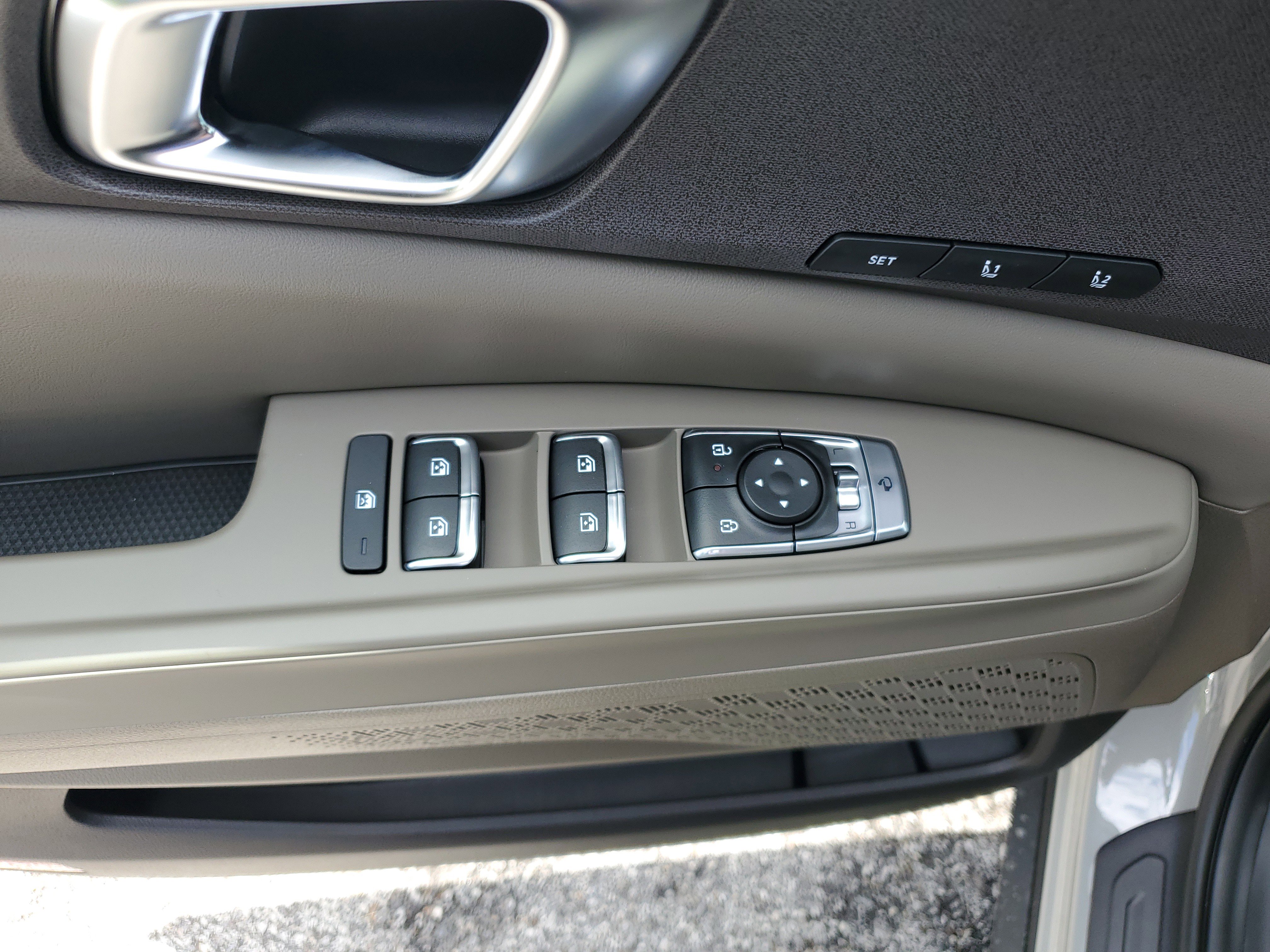 New 2026 Kia Carnival EX image 22