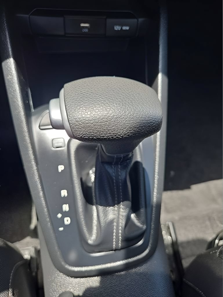 Used 2023 Kia Rio LX FWD image 24