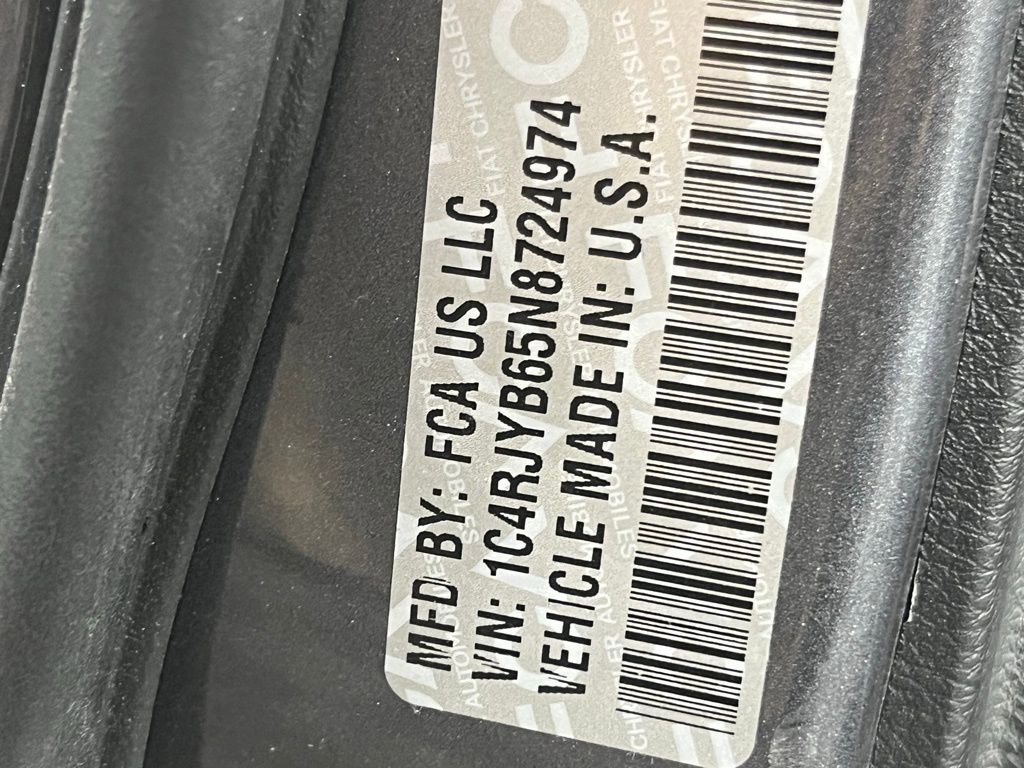 Used 2022 Jeep Grand Cherokee Limited 4xe image 31