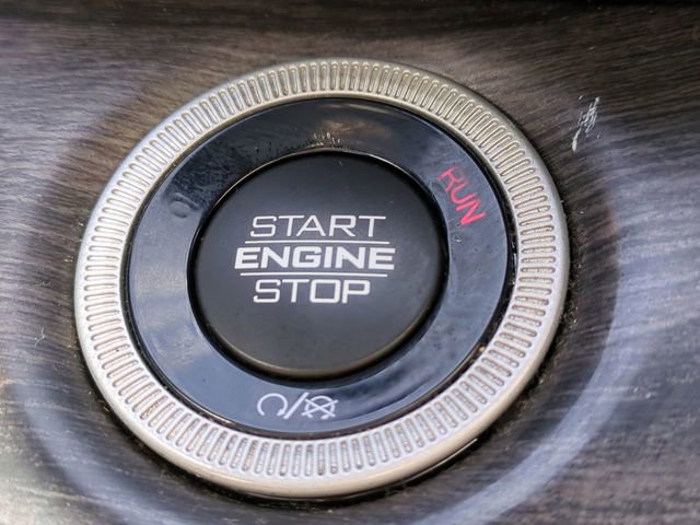 Used 2023 Jeep Grand Cherokee Overland image 29