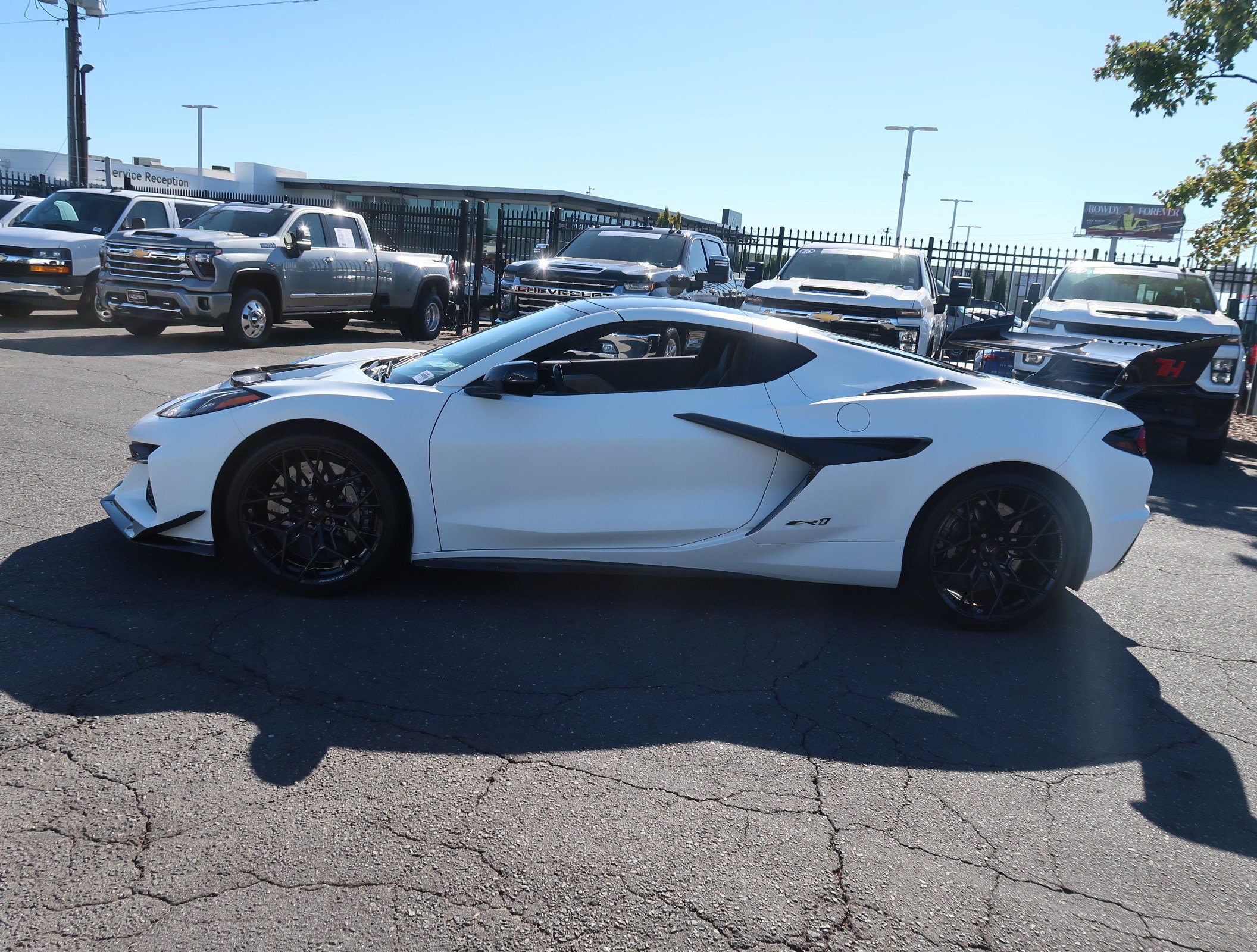 Used 2026 Chevrolet Corvette ZR1 w/ ZR1 Carbon Fiber Aero Package RWD image 7