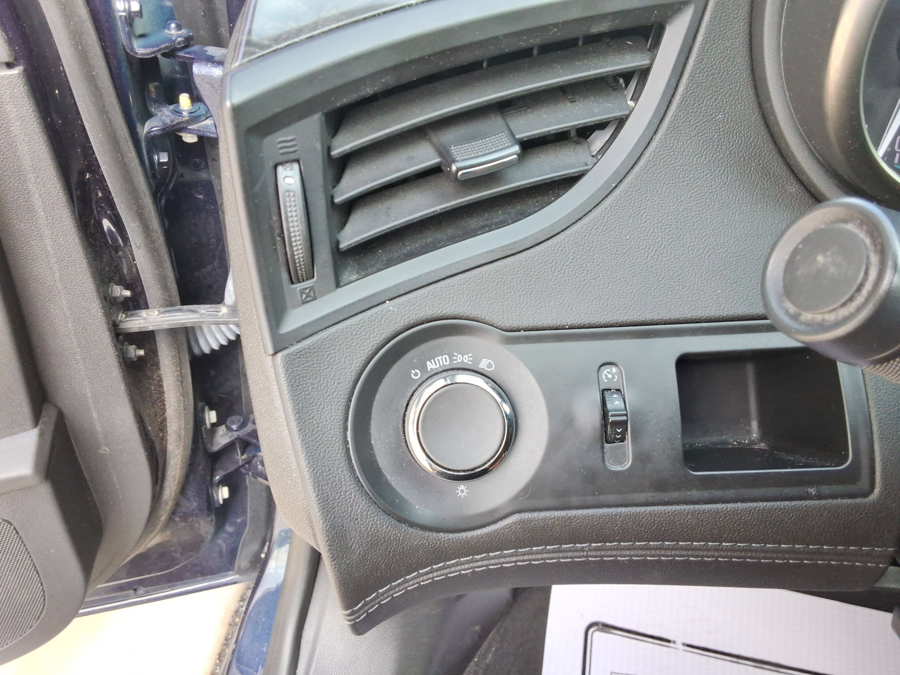 Used 2016 Buick LaCrosse Leather FWD image 20