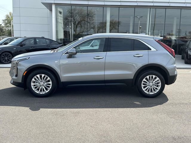 Certified 2024 Cadillac XT4 Luxury w/ Cold Weather Package AWD/4WD image 10