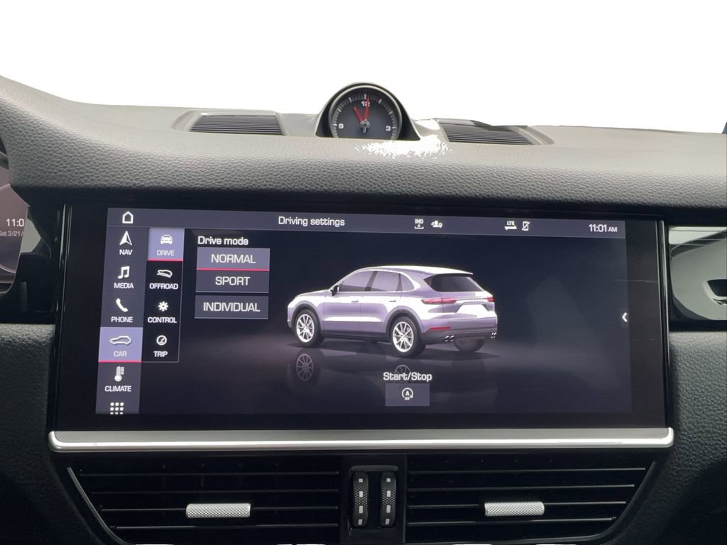 Used 2020 Porsche Cayenne AWD/4WD image 44