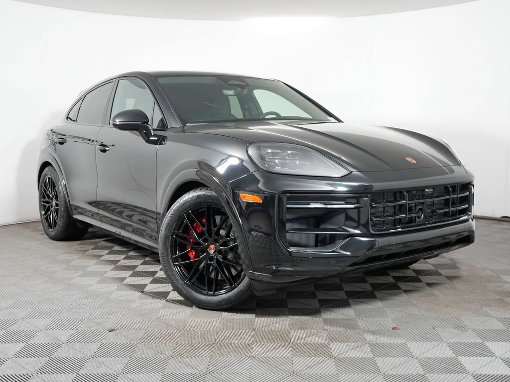 New 2026 Porsche Cayenne GTS AWD/4WD image 9