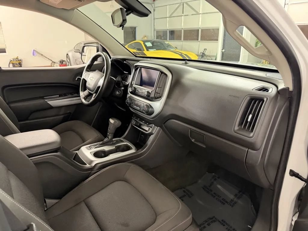 Used 2015 Chevrolet Colorado LT w/ LT Convenience Package AWD/4WD image 30