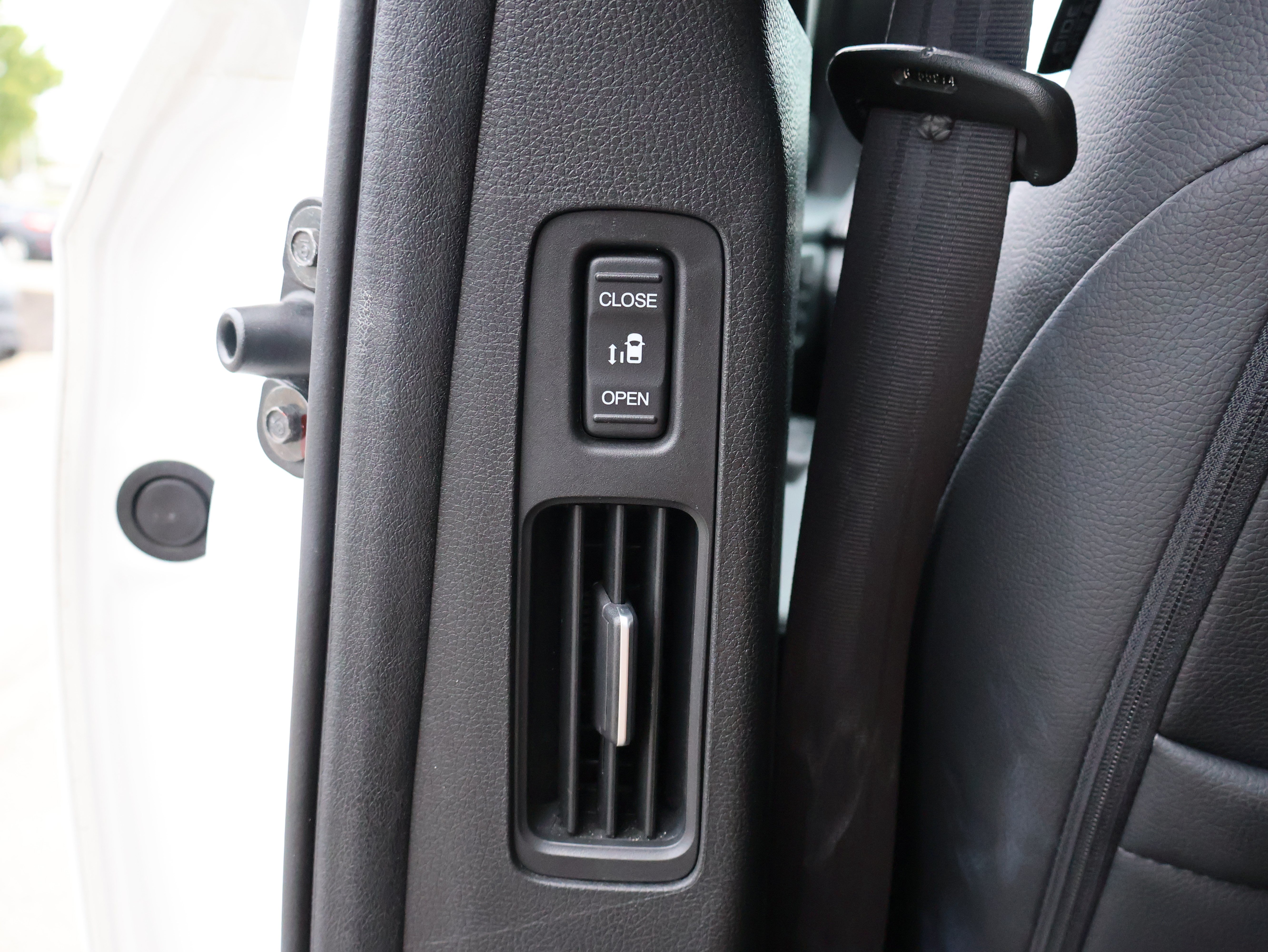 Used 2025 Honda Odyssey Sport-L image 23