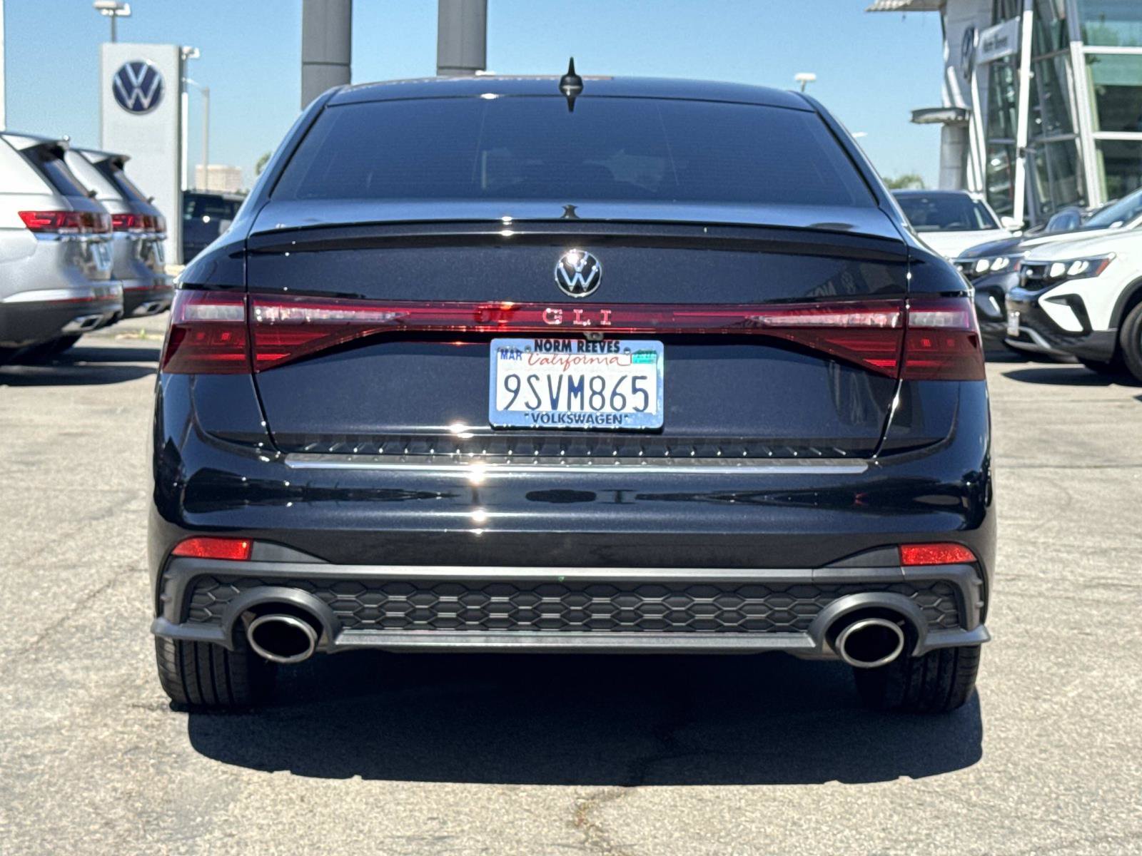 Certified 2025 Volkswagen Jetta GLI Autobahn w/ GLI Black Package FWD image 4