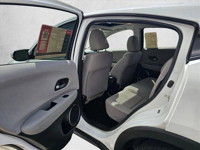 Used 2017 Honda HR-V EX image 14