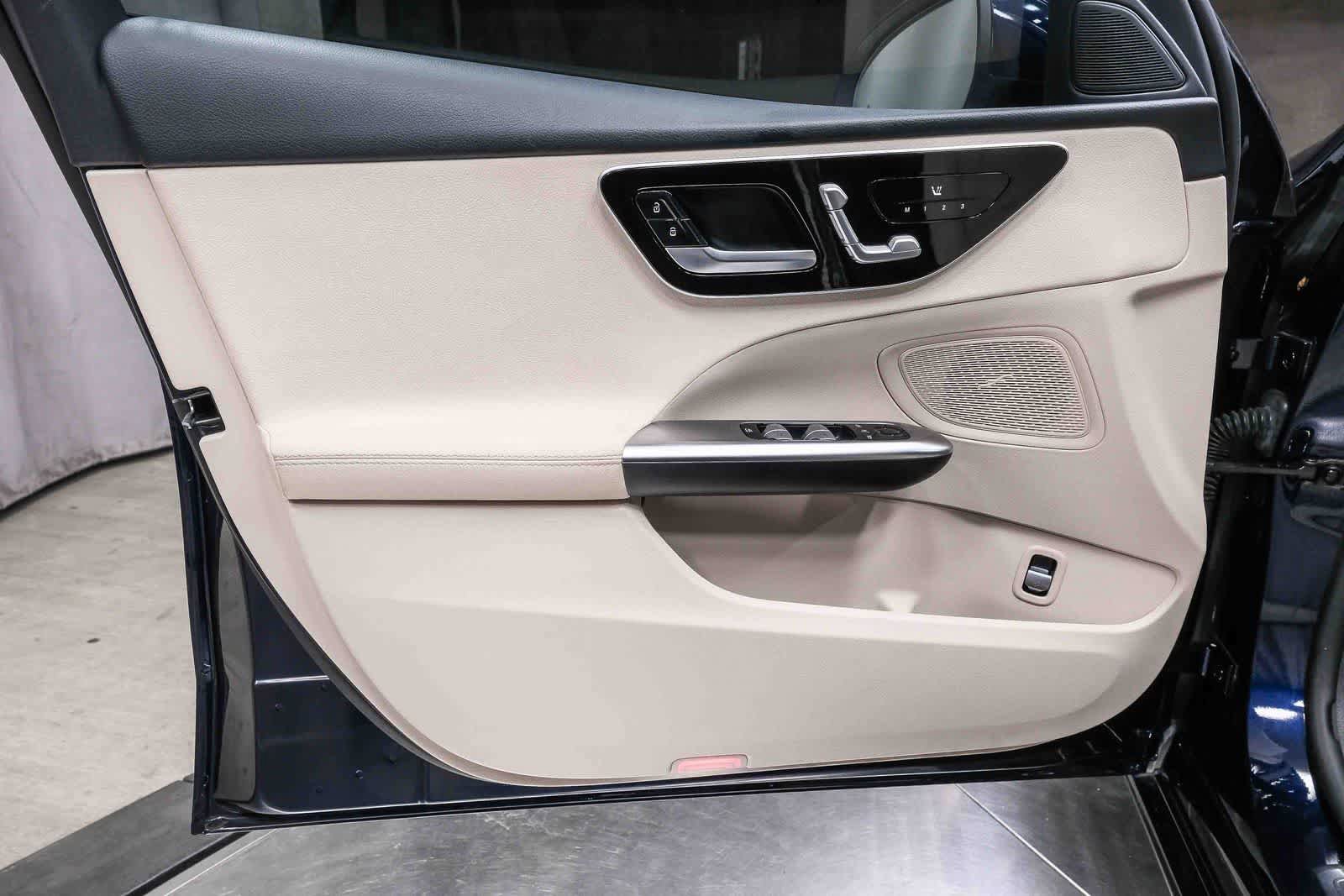 Certified 2023 Mercedes-Benz C 300 Sedan image 21