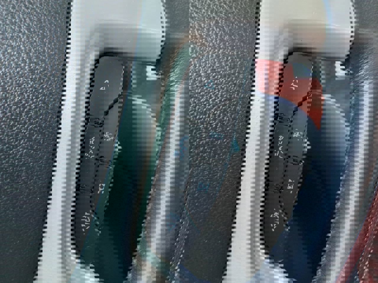 Used 2013 Cadillac Escalade EXT Premium image 27