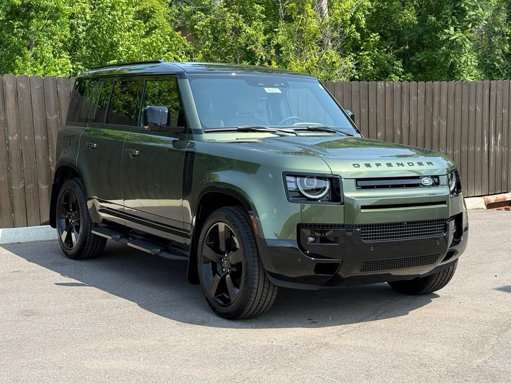 New 2026 Land Rover Defender 110 X-Dynamic SE AWD/4WD image 7