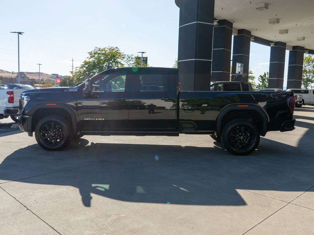 New 2026 GMC Sierra 3500 AT4 w/ AT4 Premium Plus Package image 4