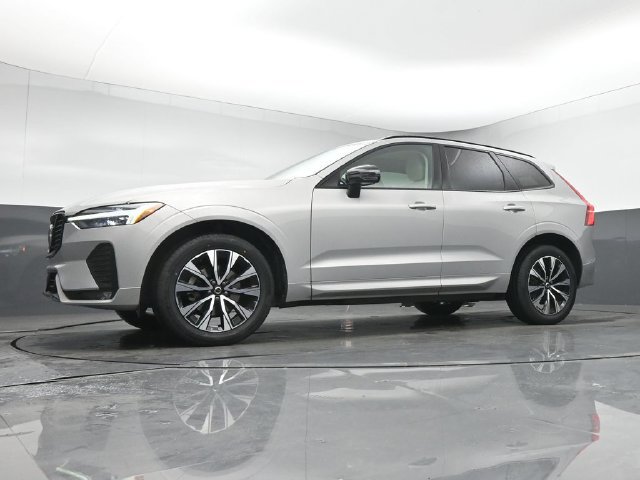 Used 2024 Volvo XC60 B5 Core AWD/4WD image 36