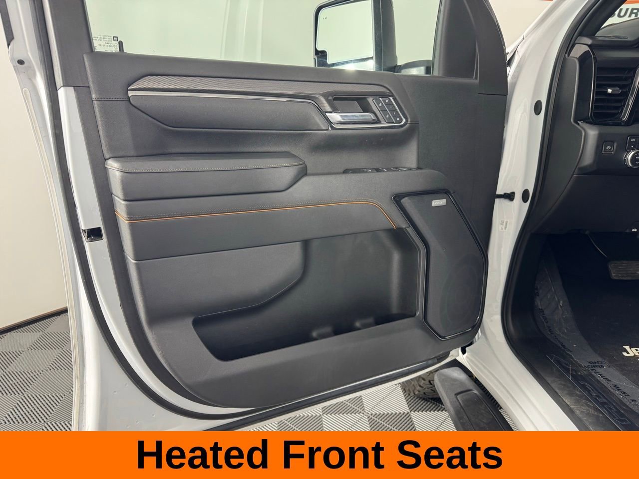 Used 2024 GMC Sierra 2500 AT4 w/ Technology Package image 10