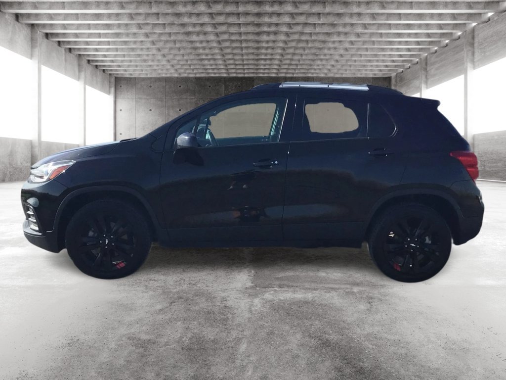 Used 2020 Chevrolet Trax LT w/ Redline Edition AWD/4WD image 8