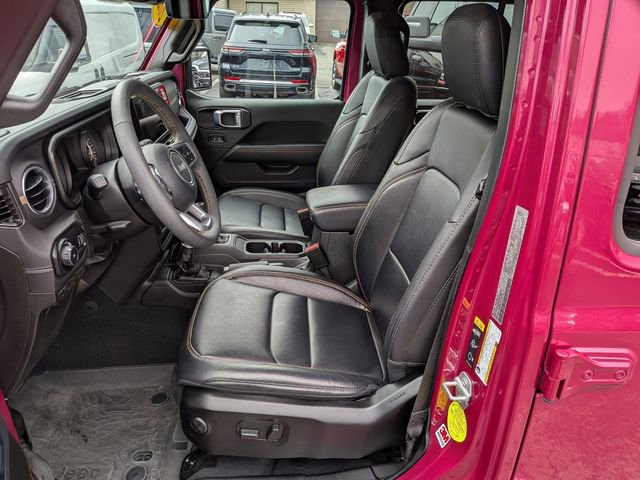 Certified 2024 Jeep Wrangler Sahara w/ Dual Top Group image 9