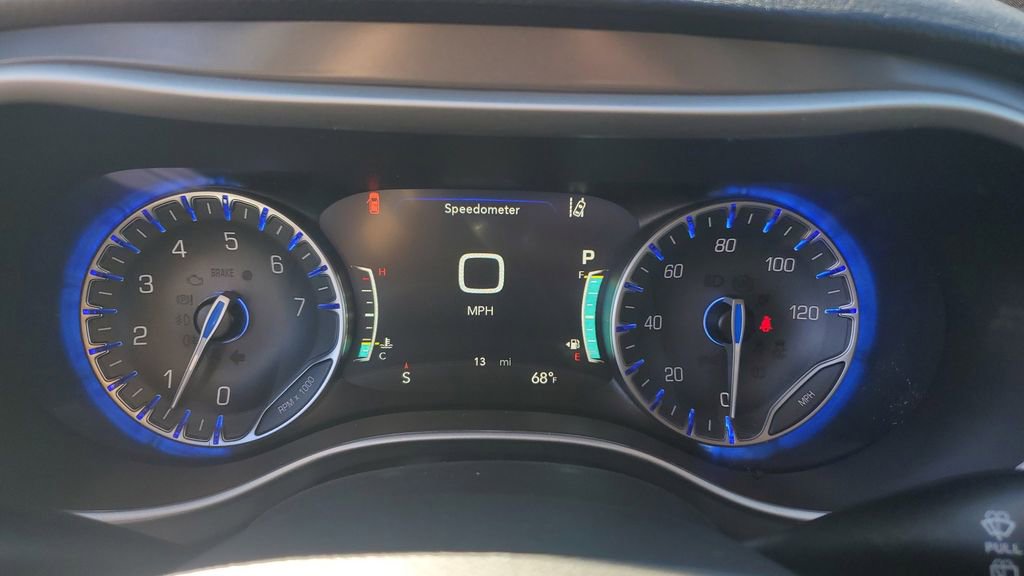 New 2026 Chrysler Pacifica Select image 29