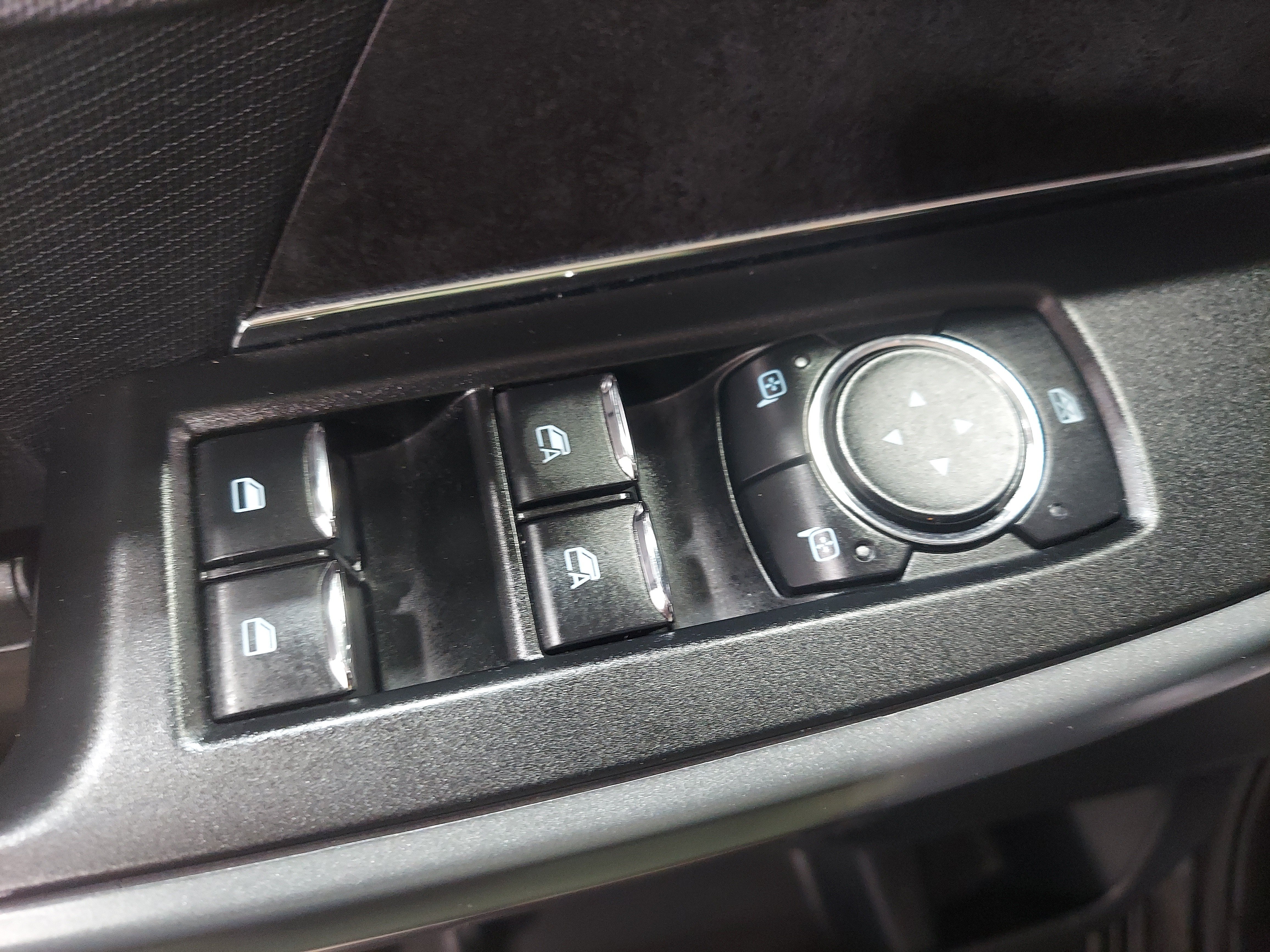 Used 2025 Ford F150 XLT w/ Equipment Group 301A Standard AWD/4WD image 16