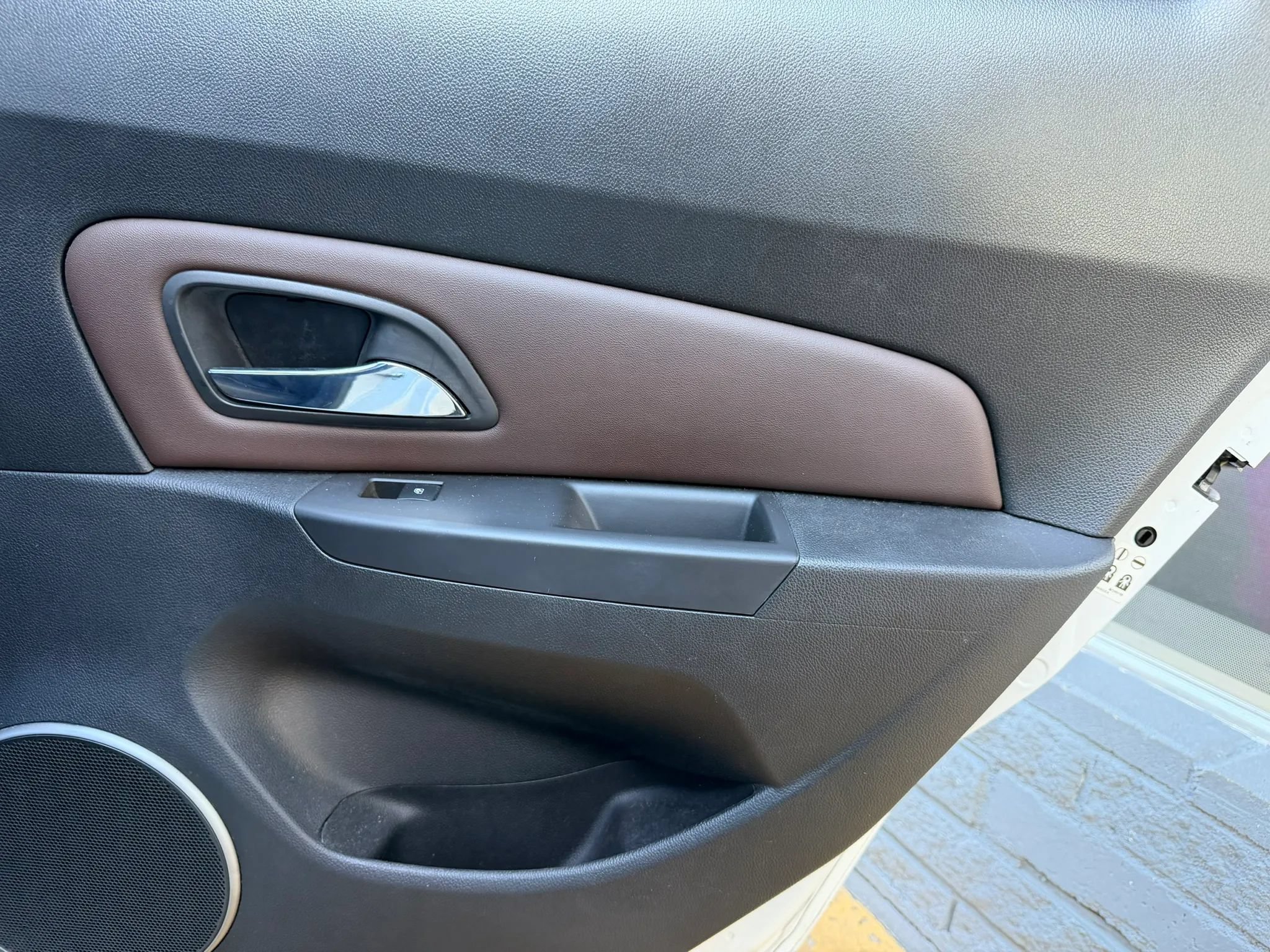 Used 2015 Chevrolet Cruze LTZ w/ Sun, Sound and Sport Package FWD image 13