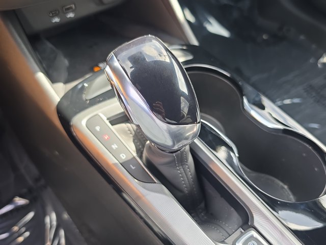 Used 2025 Buick Envista Sport Touring w/ Convenience I Package FWD image 24