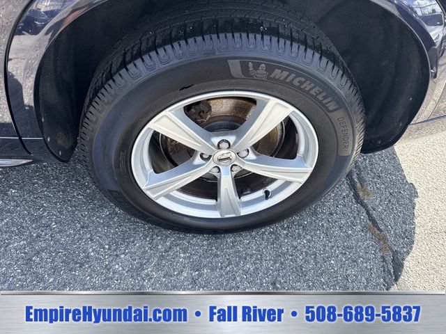 Used 2019 Volvo XC90 T5 Momentum w/ Multimedia Package AWD/4WD image 14