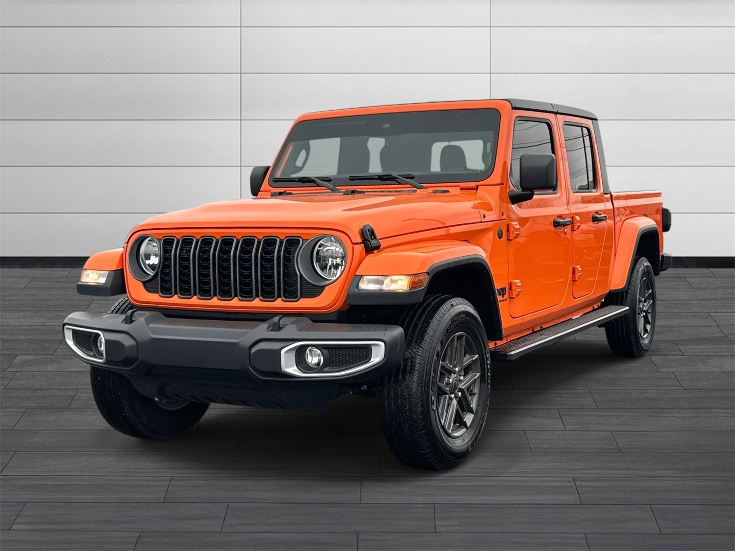Used 2025 Jeep Gladiator Sport image 8