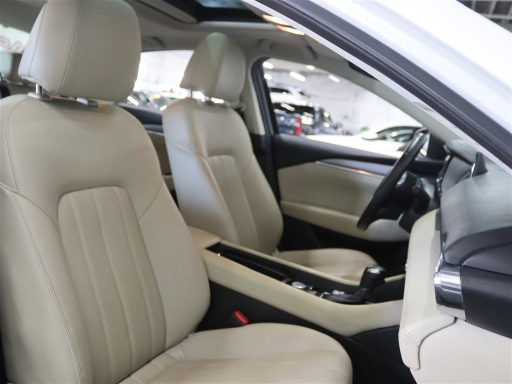 Used 2020 MAZDA MAZDA6 Touring image 13