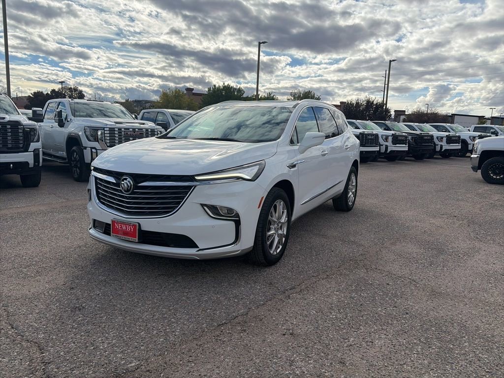 Used 2024 Buick Enclave Essence w/ Experience Buick Package